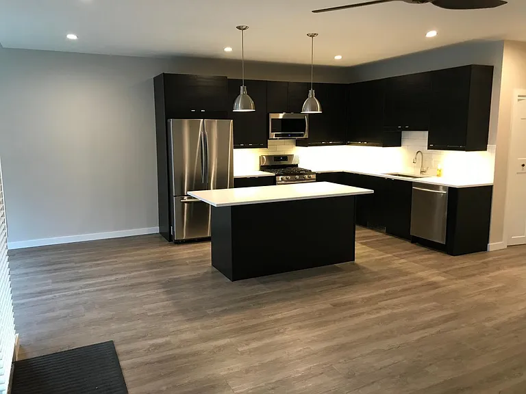 445 E Breckenridge St #1 — Photo 8