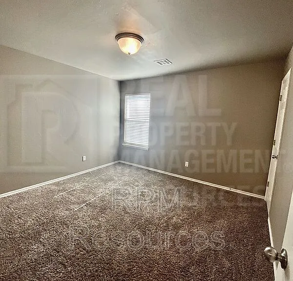 2932 Cider Mill Ln — Photo 8