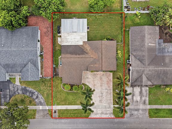 2nd image of 4930 SW 90TH Way