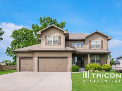 28002 E Howard Dr, Lake Lotawana, MO, 64086