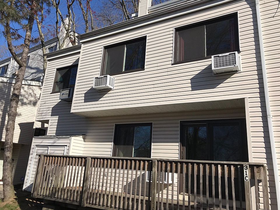 1st image of 31 Hillside Ter APT C