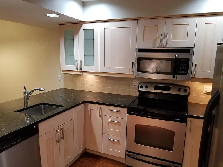 1216 Cypress Cove Ct — Photo 8