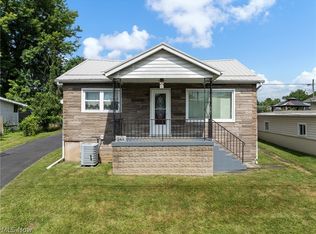 348 Toat Ave, Windsor Heights, WV 26075