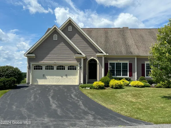 8 Pollazzo Court, Queensbury, NY 12804