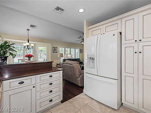 5th image of 3001 Linkview Dr