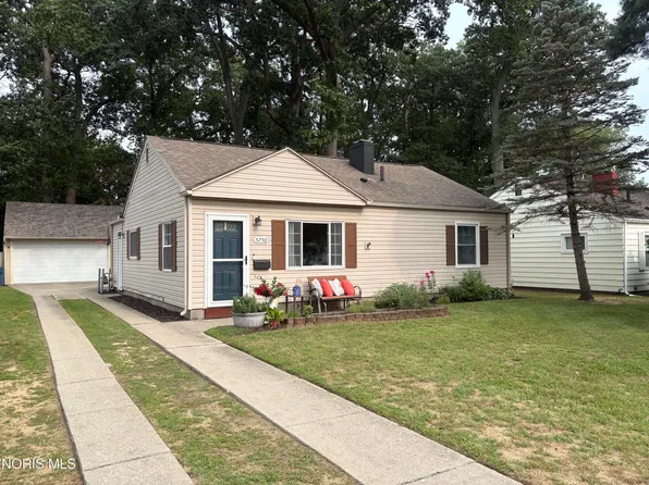 5750 Elliott Dr, Sylvania, OH 43560
