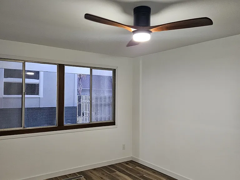 3657 Broadmoor Blvd — Photo 36
