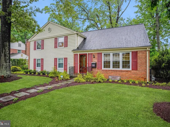 8106 Postoak Rd, Potomac, MD 20854