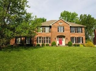 9539 Ambleside Dr, West Chester, OH 45241