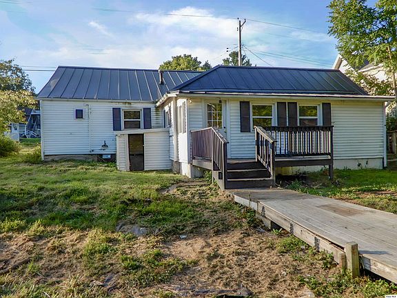 3rd image of 7096 Columbus Rd
