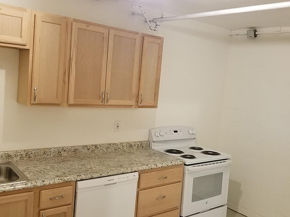 3rd image of 4314 Lindell Blvd #Basement