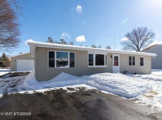 37817 N Academy Dr, Lake Villa, IL