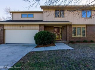 4798 NW 66th Ave, Johnston, IA 50131