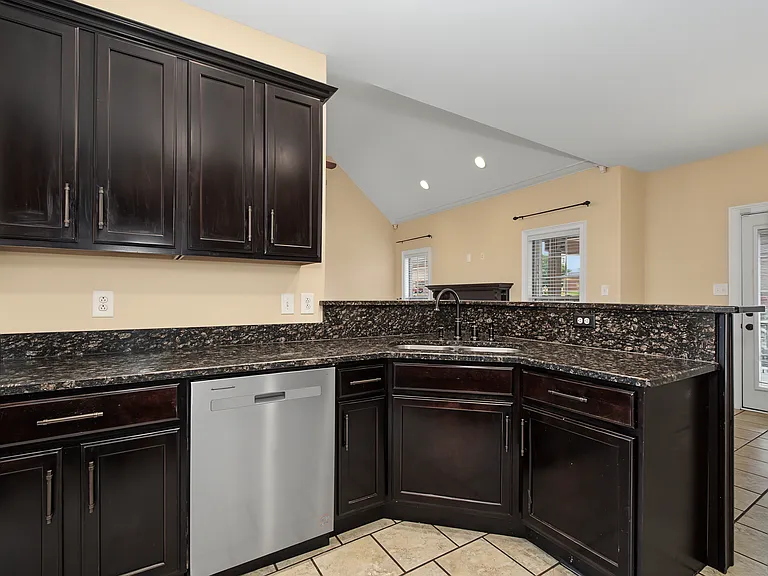 1501 Benton Park Pl — Photo 8