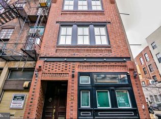 26 S Strawberry St, Philadelphia, PA 19106