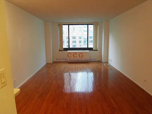 Rented by CCG Real Estate Brokerage | media 6