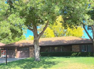 304 Robin Rd, Dumas, TX 79029