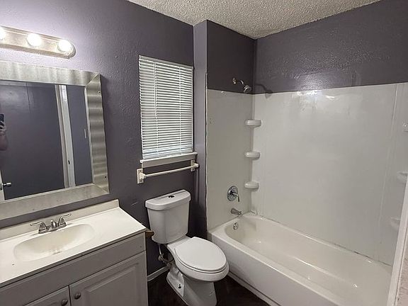4th image of 4511 Little Hill Cir
