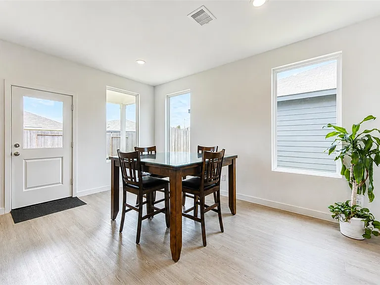21614 Springhill Grove Ln — Photo 39