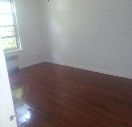 4th image of 94 Spruce St APT 1B