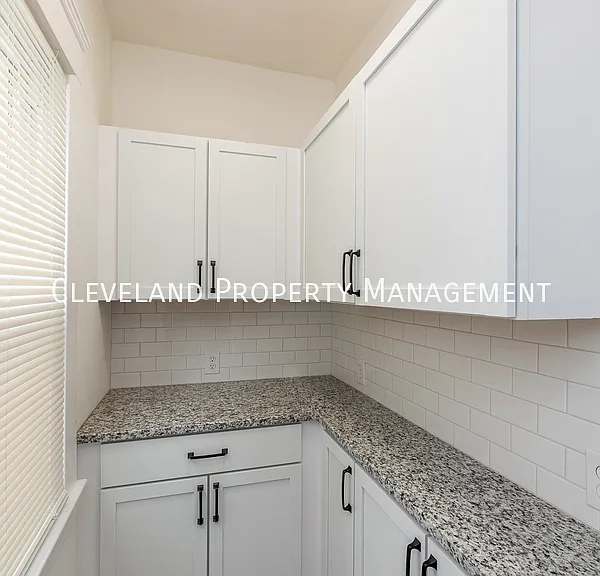 1356 W 58th St #1356 W 58TH ST DOWN — Photo 6