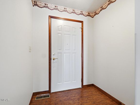 5th image of 650 Golden Oaks Dr Unit 13
