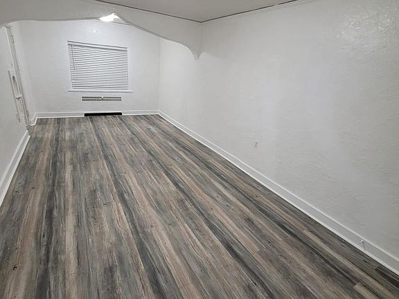 4th image of 117 Pennsylvania Ave #4