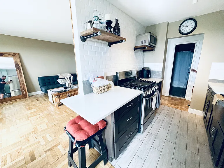 1853 Central Park Ave #15G — Photo 6