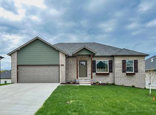 1103 S Swift Ave, Ozark, MO 65721