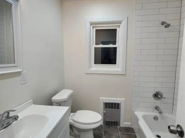 65 Halstead Street image 13 of 15