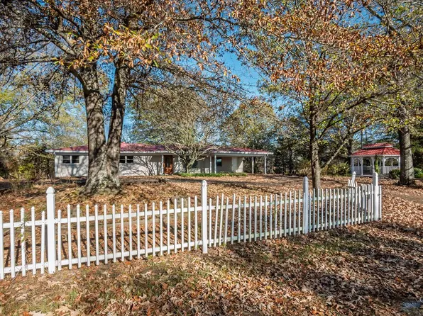 1997 Vassar Rd, Pope, MS 38658