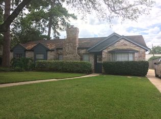 8211 Pasha Dr, Houston, TX 77040