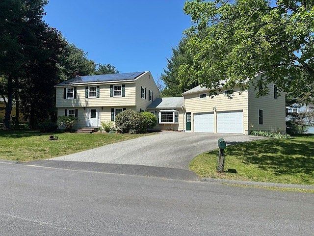 1st image of 6 Conestoga Rd