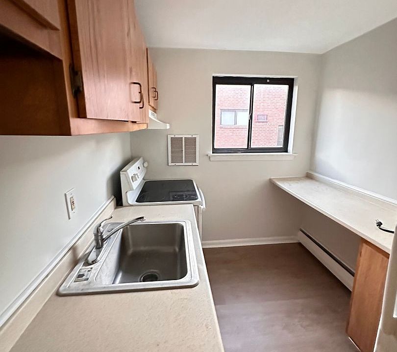 Marshall Woods Apartments 6700 Marshall Rd Upper Darby PA Zillow