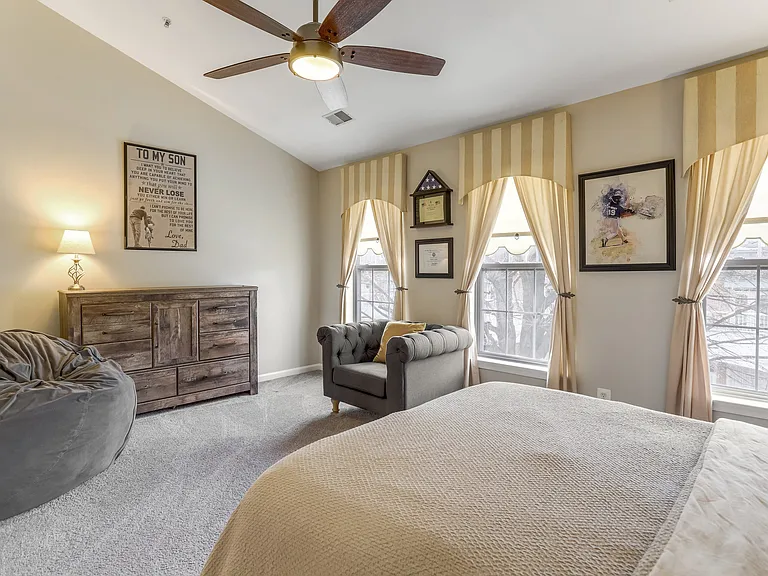 141 Martin Ln — Photo 41