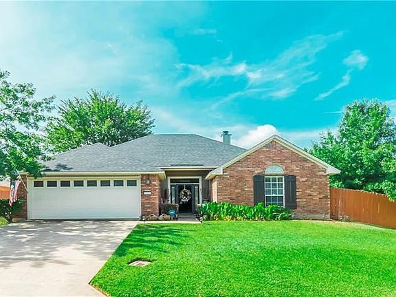 4th image of 7609 Redwood Ct
