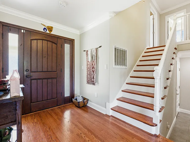 19567 Ardmore Ct — Photo 4