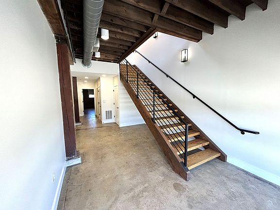 2nd image of 805 Martin Luther King Jr Blvd APT 5