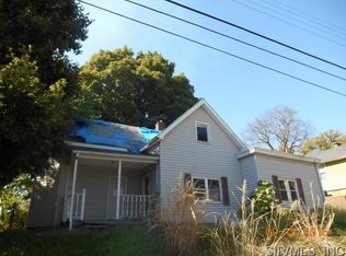 137 Market St, Chester, IL 62233