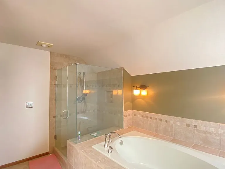 18139 NE 99th Way — Photo 18