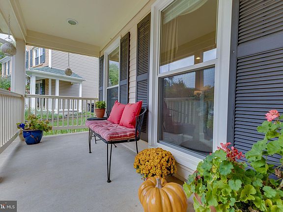 4th image of 7827 Bold Lion Ln