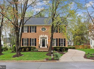 20701 Parkside Cir, Sterling, VA 20165