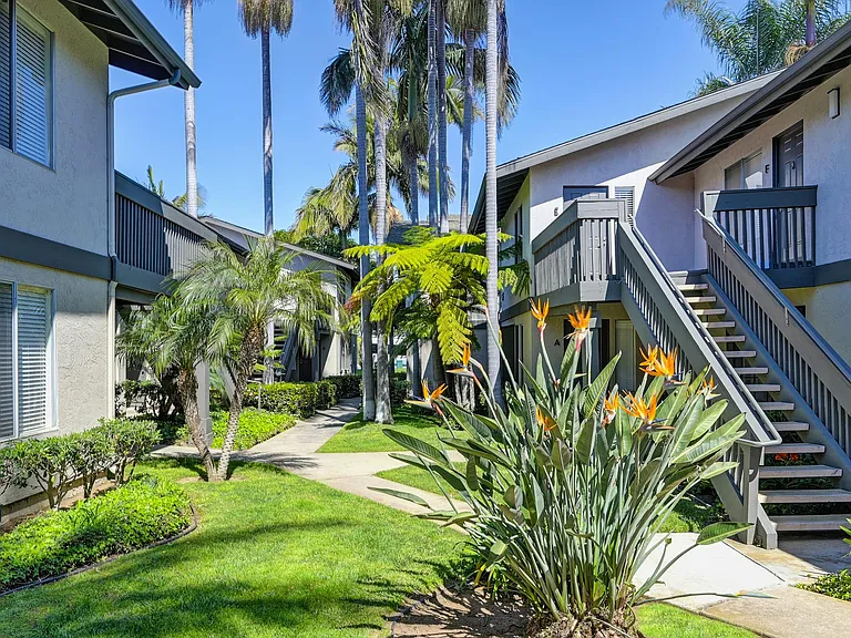 Elan Tamarack Shores — Photo 4