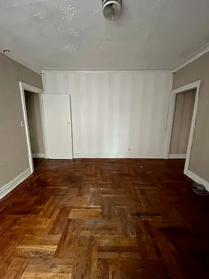 Rented by NYC LUXURY APT RENTALS CO LLC | media 2