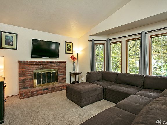 2nd image of 11828 15th Ave NW