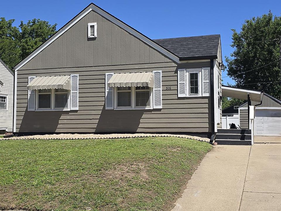 1st image of 516 Brown St