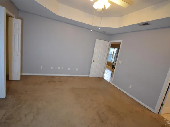 472 Stillwell Blvd, Crestview, FL 32539