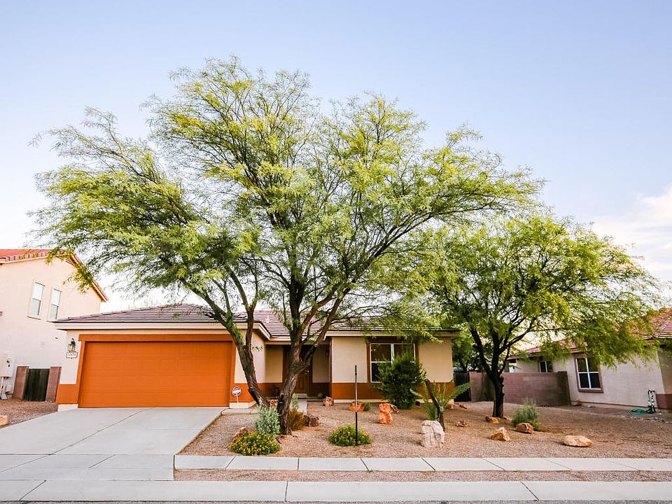 1st image of 13656 E Oxmoor Valley Dr