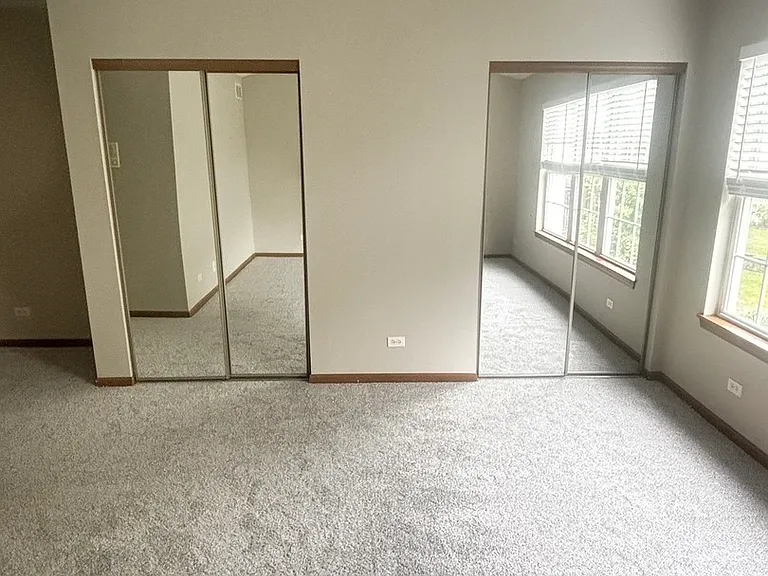 2845 Falling Waters Dr — Photo 15