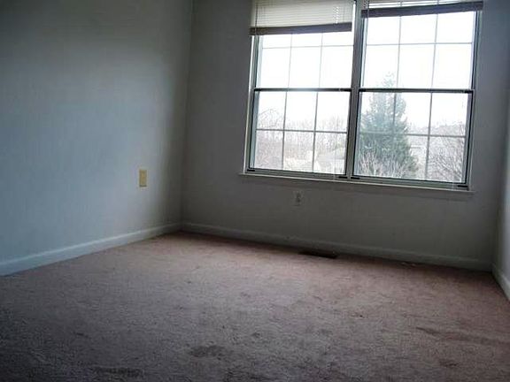 3rd image of 19140 Highstream Dr #680